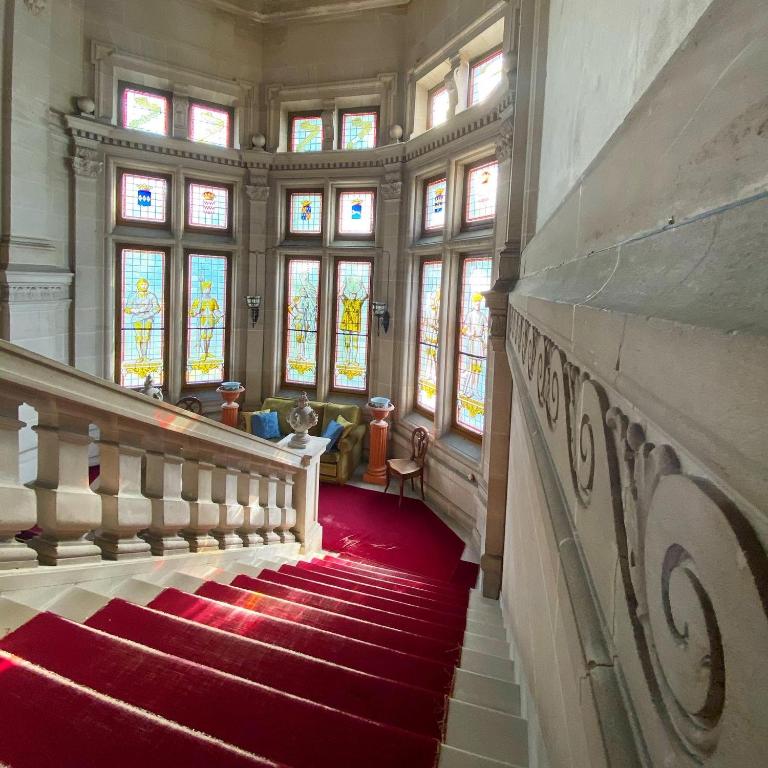 Villersexel Castle photo