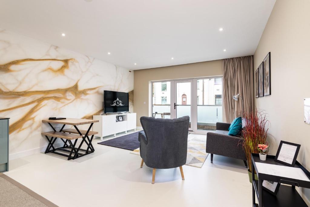 For Work Trips - Quiet & Ready to Go - Apartment 1, Gillingham