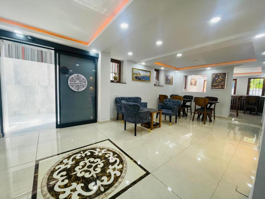 Hotel New House photo