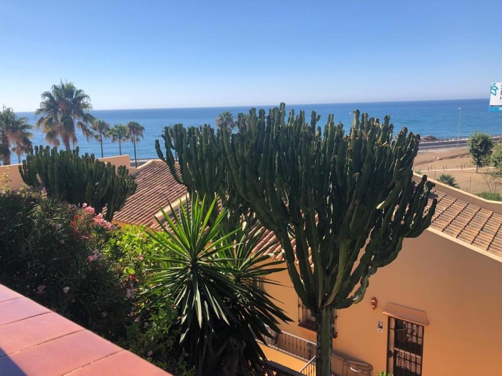 Fantástico Apartamento con vistas al mar zona Club la Costa Castillo Fuengirola - 2