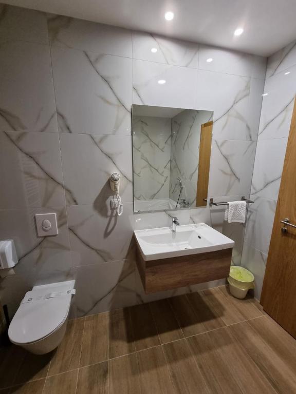 Hotel Safir photo