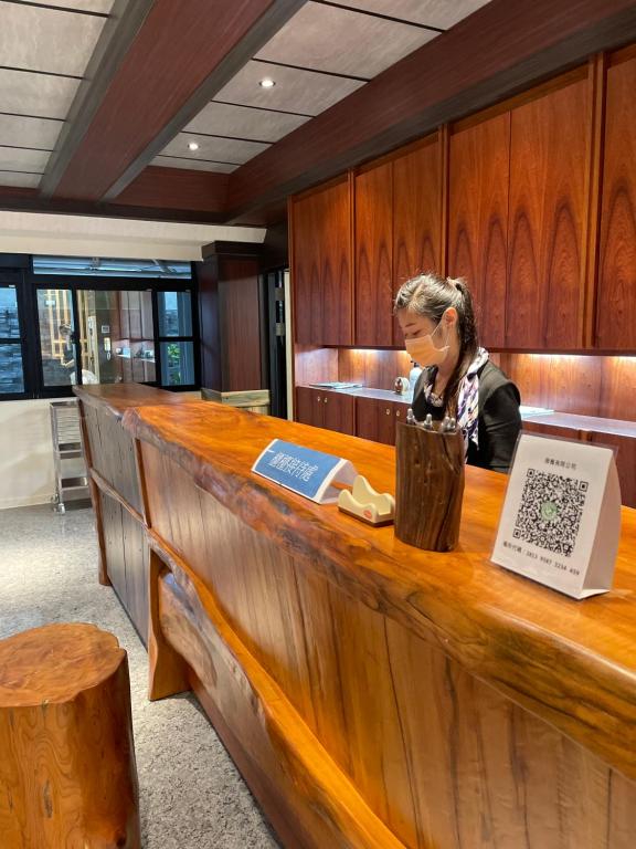 Wei Feng Business Hotel – Zhanqian Branch