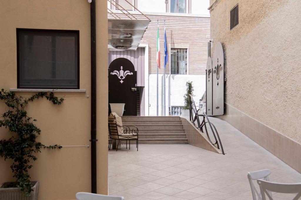 Palazzo Sant'Elena photo