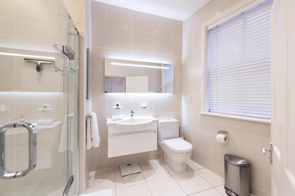 Arkle - Five Star Town Centre Apartment, Cheltenham photo