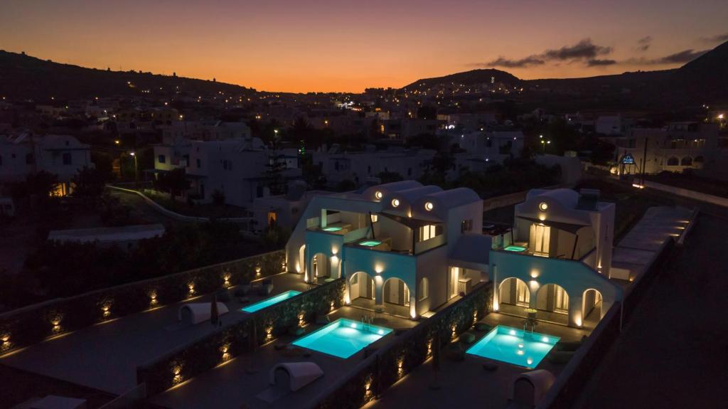 Modern Dome Homes Of Santorini 전경