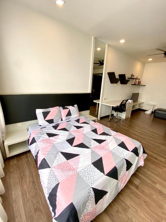 NEW Landmark Residence 2, Studio for 2 pax, High floor, Nice View, Free Parking, Budget Stay — Hotel in Kuala Lumpur