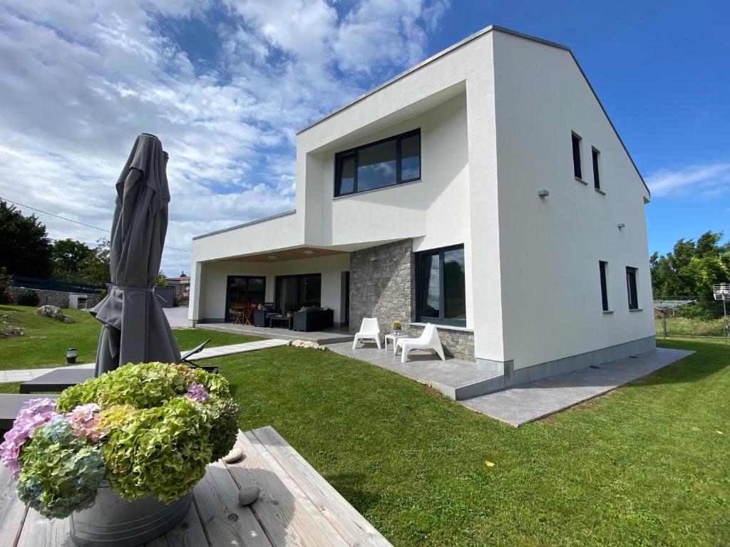 La llosina Vivienda Vacacional alquiler íntegro - 1