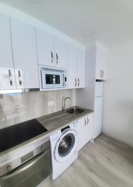 Atlantic View 1B 2 Bedrooms Ground Floor, Complex featured on A Place in The Sun - 3