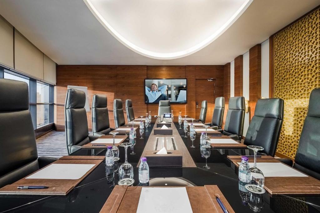 Sala de reuniões / Salões de baile
