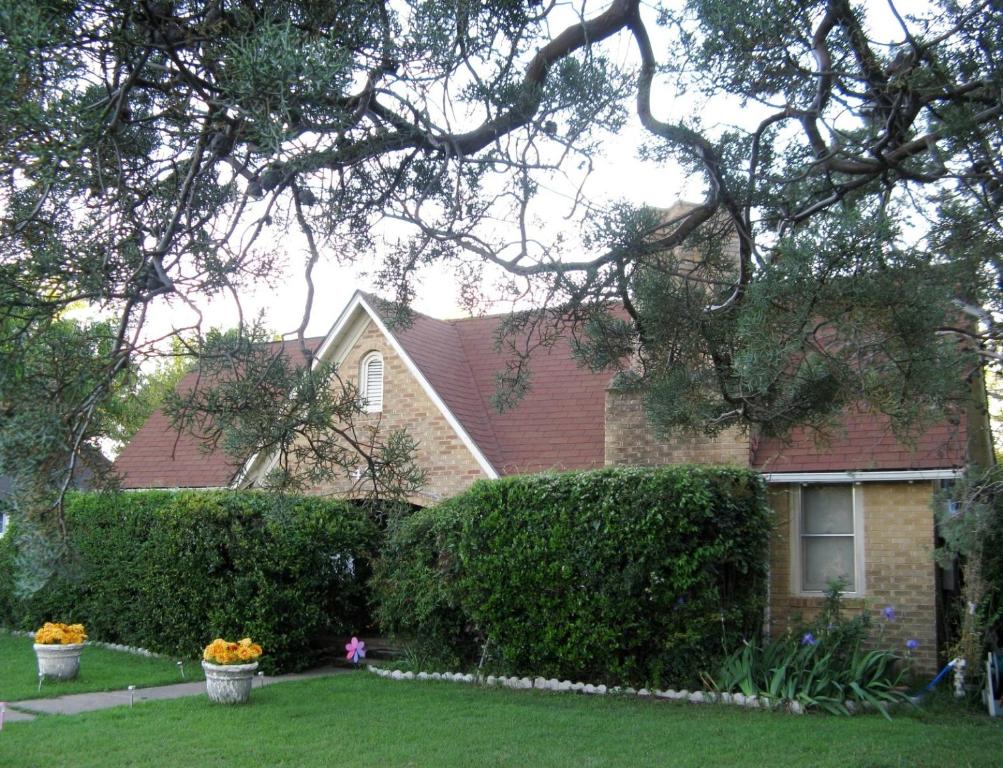 Alla's Historical Bed and Breakfast, Spa and Cabana, Dallas (TX) 2024