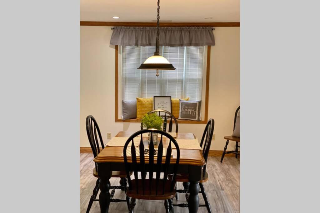 The Middle Gem — Hotel in Steubenville (OH)