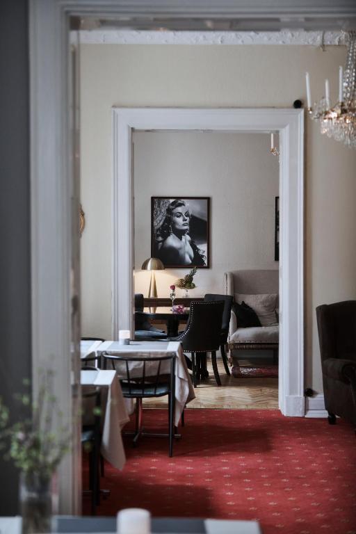 フロント・ロビー