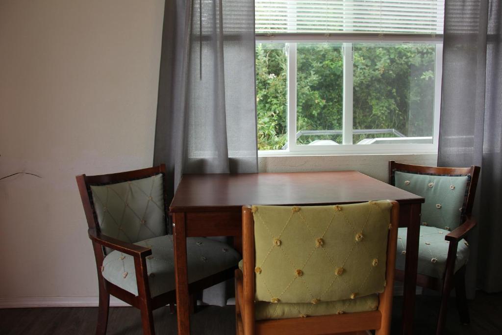 Mariners Cove Inn photo