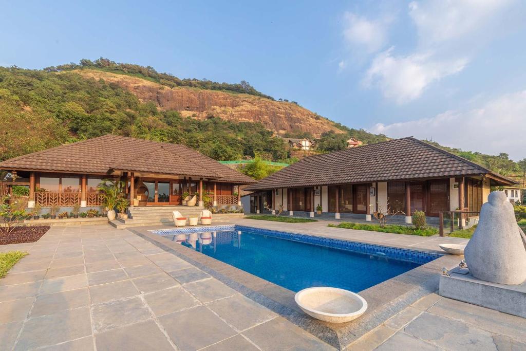 StayVista at Vyoman - All Meals Included — Hotel in Lonavala