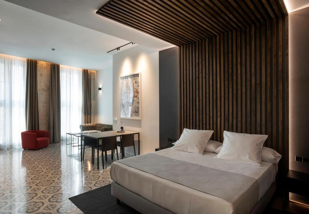 Feten — Hotel in València