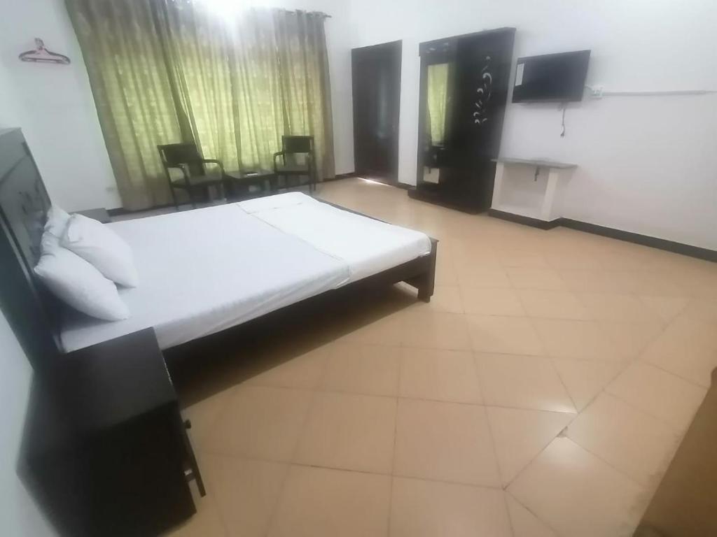 Lux Lounge Guest House photo