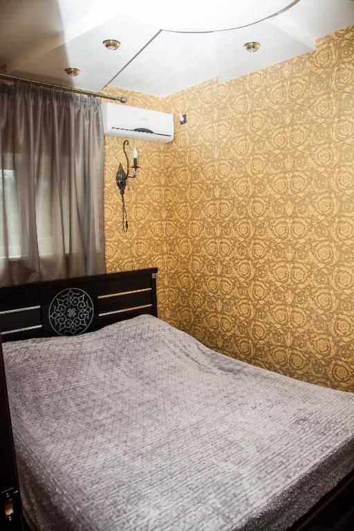 555 Hotel photo