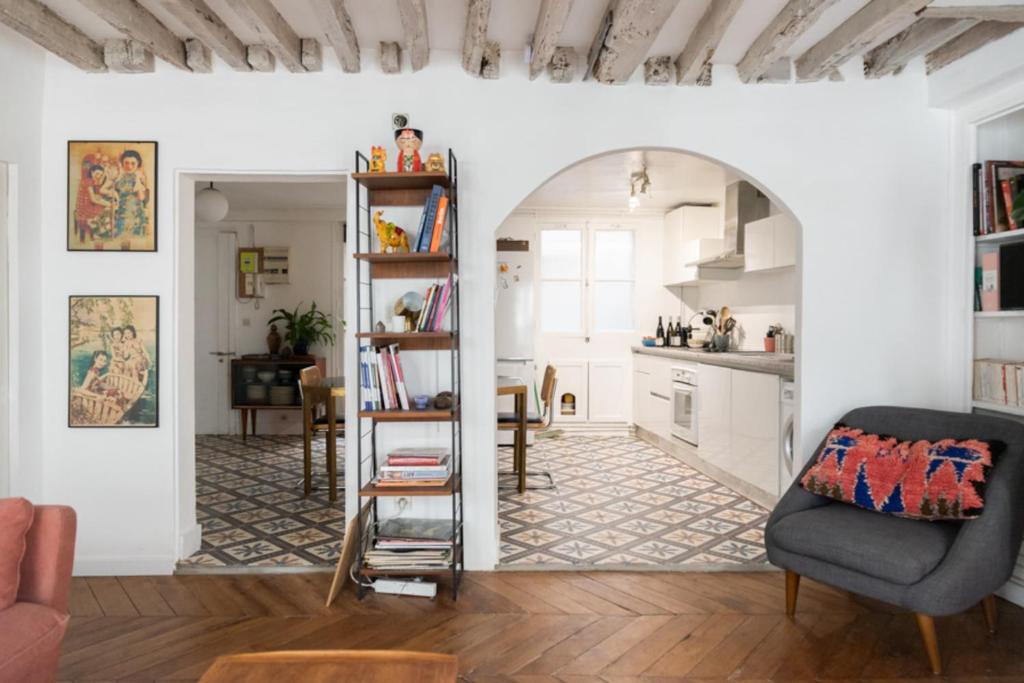 Splendid flat near the Marais - 4