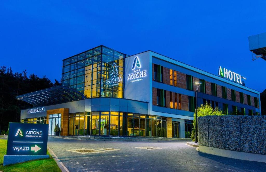 Hotel Astone Conference &amp; Spa — Hotel in Lubin
