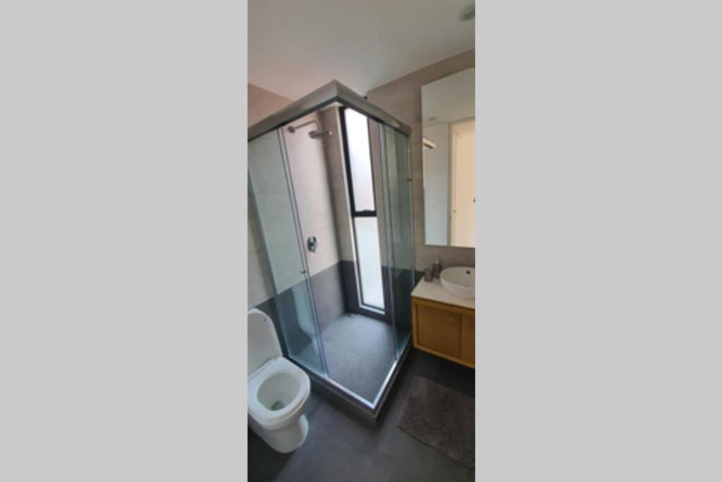 Increible Loft frente al WTC, Napoles - 2