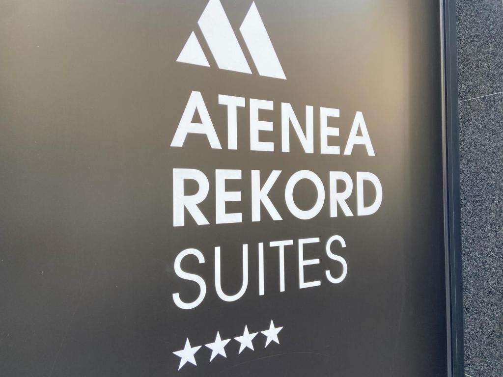 Atenea Rekord Suites — Hotel in Barcelona
