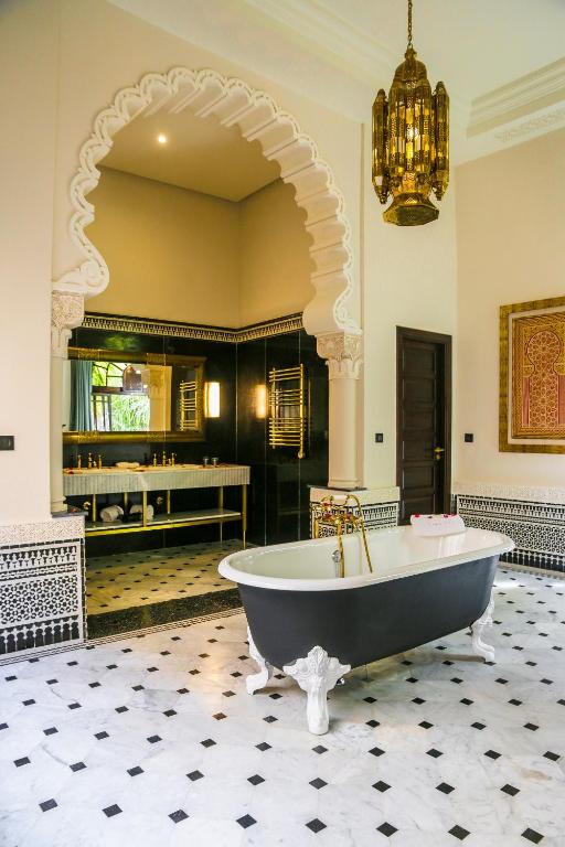 Bathroom, Riad Fes - Relais & Chateaux in Fes