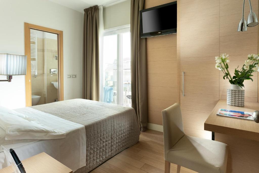 Hotel Ambasciatori photo