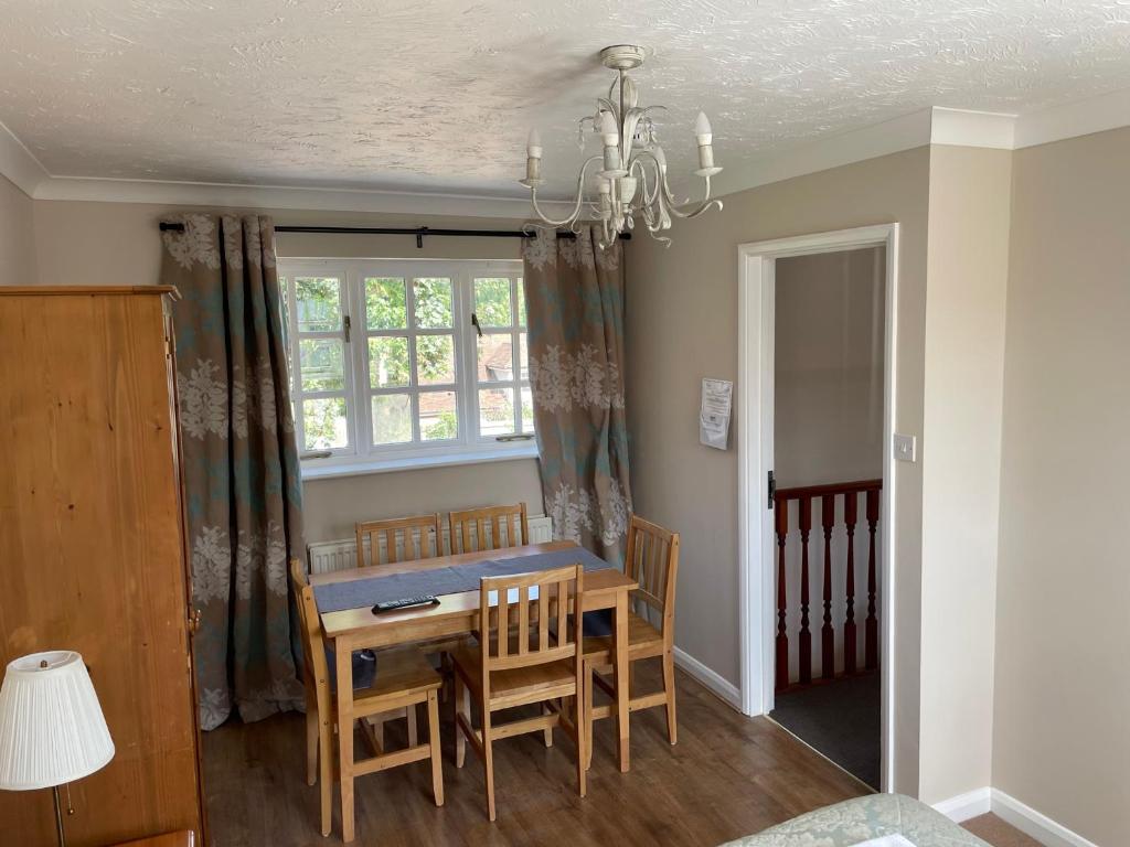 ロングス イン ホテル (Longs Inn Hotel)