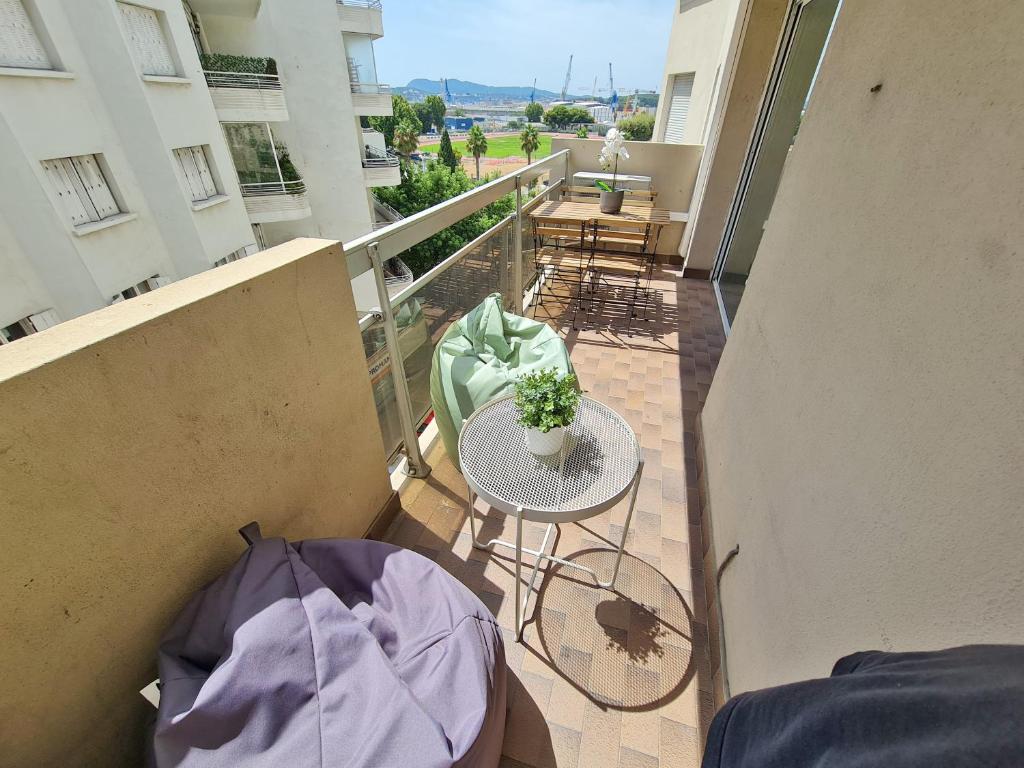 GregBnb - T2 Pleine Ville - CLIMATISE - BALCON - 1, Toulon