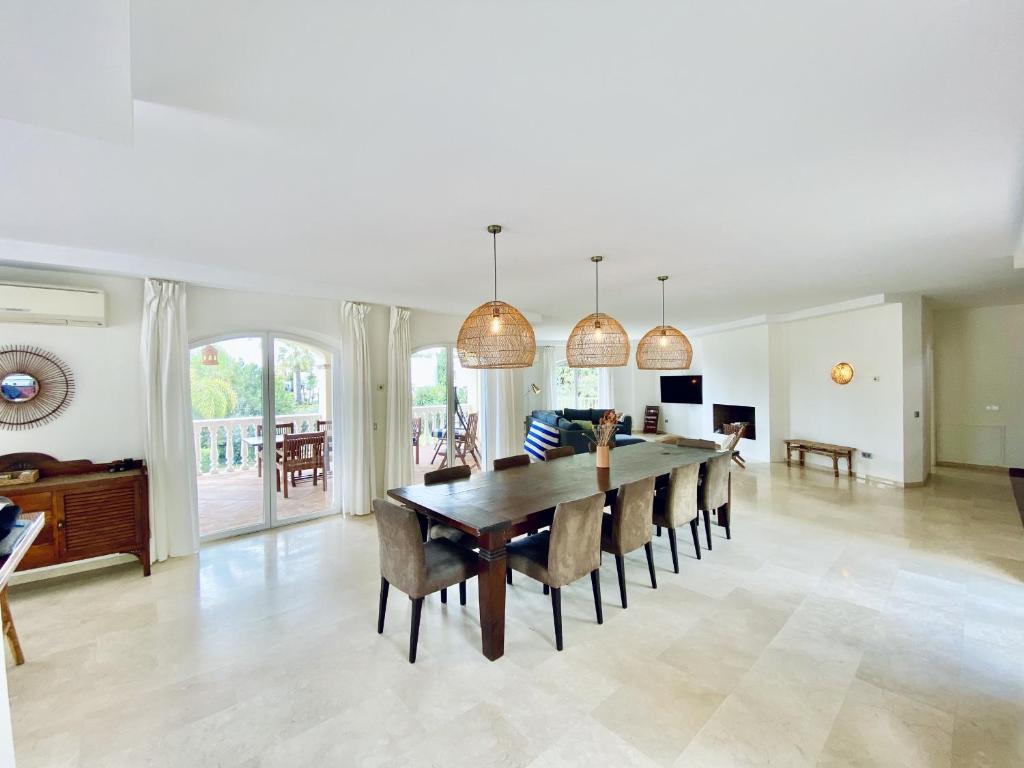 Villa Medina de Torrenueva - Amazing Sea View Vill - 3