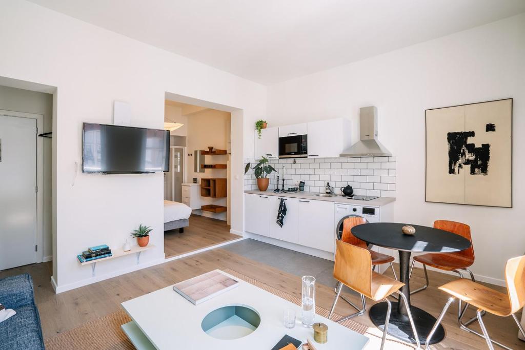 Smartflats - Design Louise — Hotel in Brussels