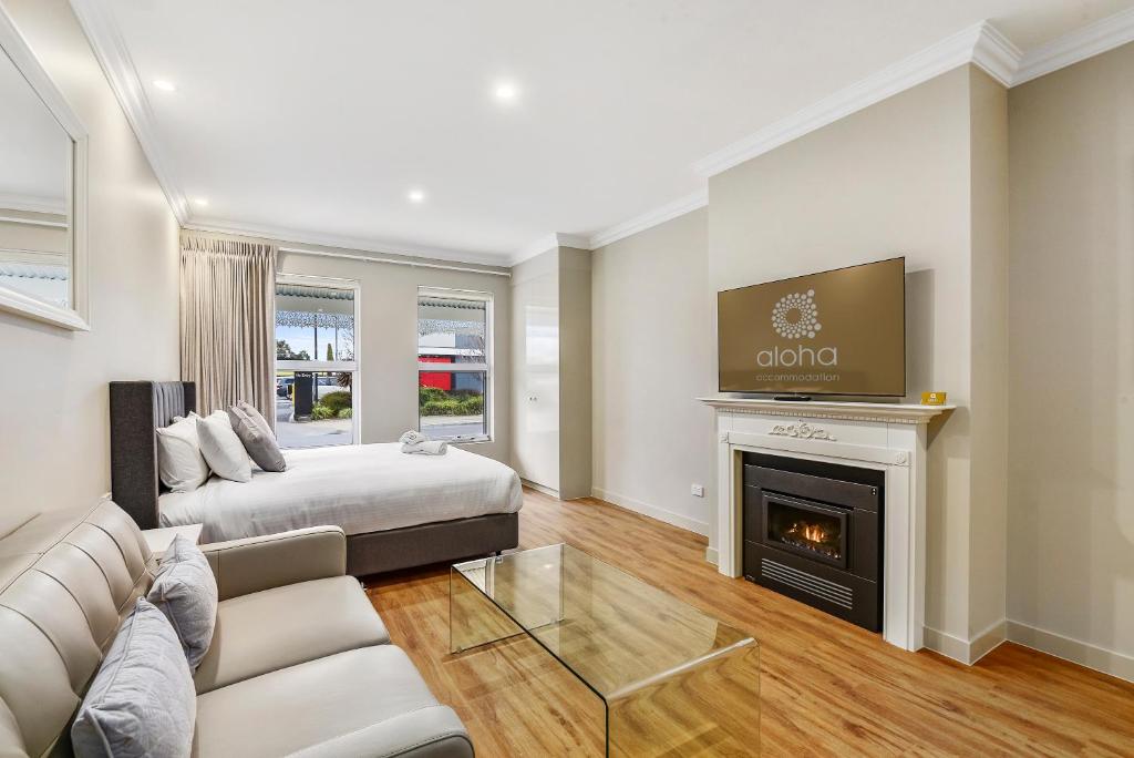 Aloha Central Luxury Accommodation photo