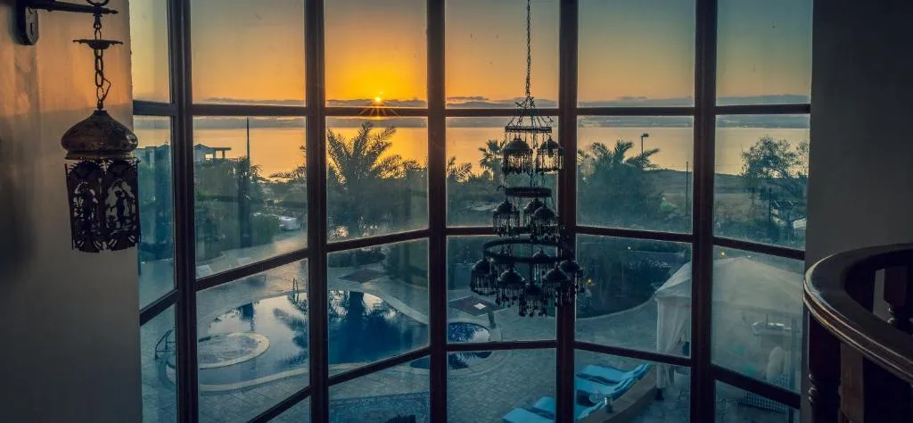 The Precious Villa, hotel in Sowayma