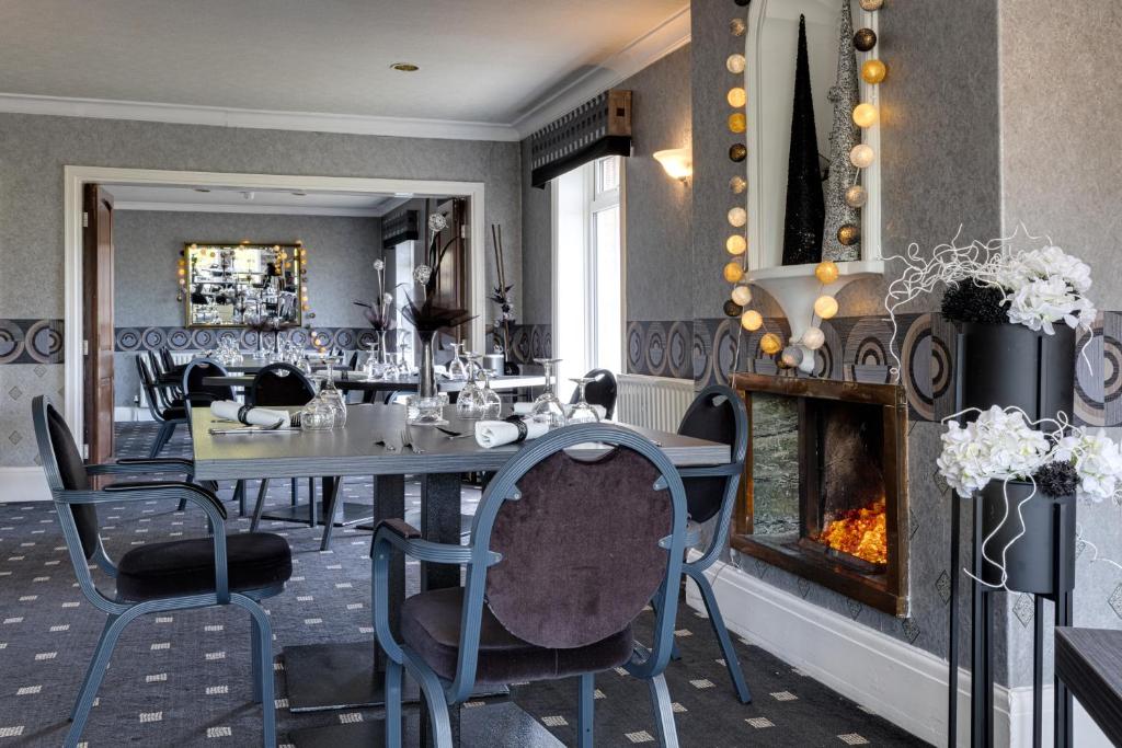 Restaurant, Park Manor Hotel in Scarborough