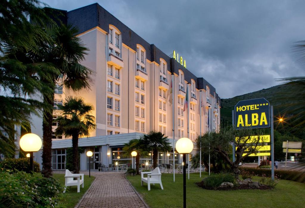 Hôtel Alba - 1