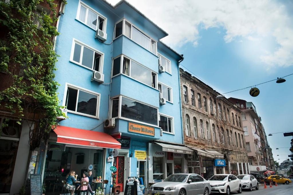 Cheers Midtown Hostel — Hotel in İstanbul