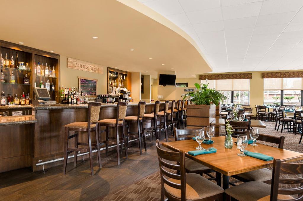 Gaia Hotel & Spa Redding, an Ascend Collection Hotel レストラン