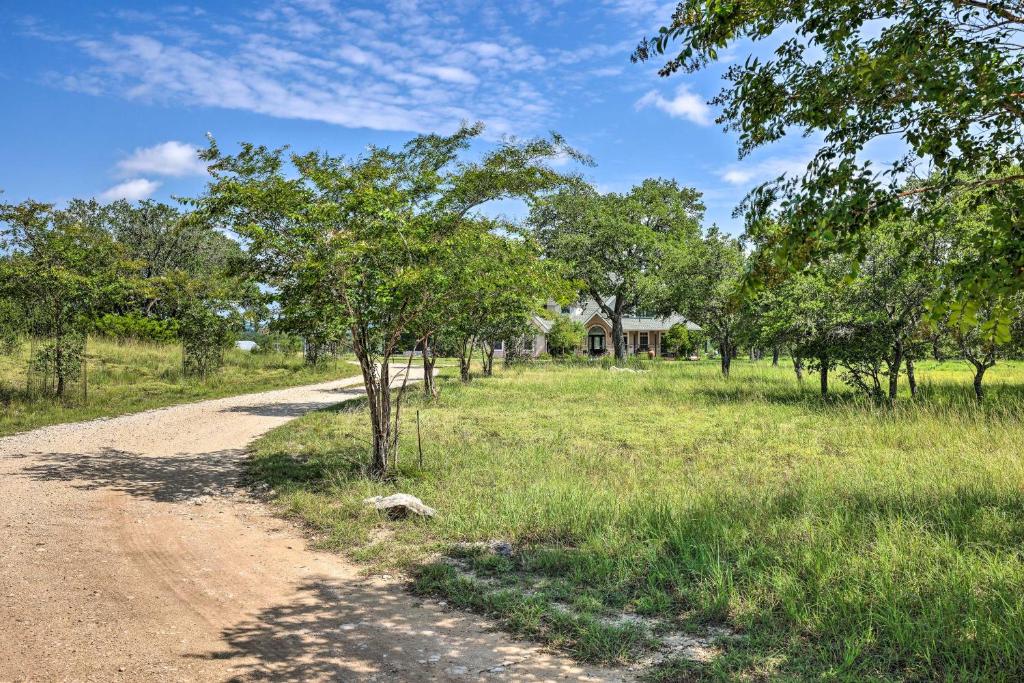 Cozy Spring Branch Cottage in Hill Country! photo