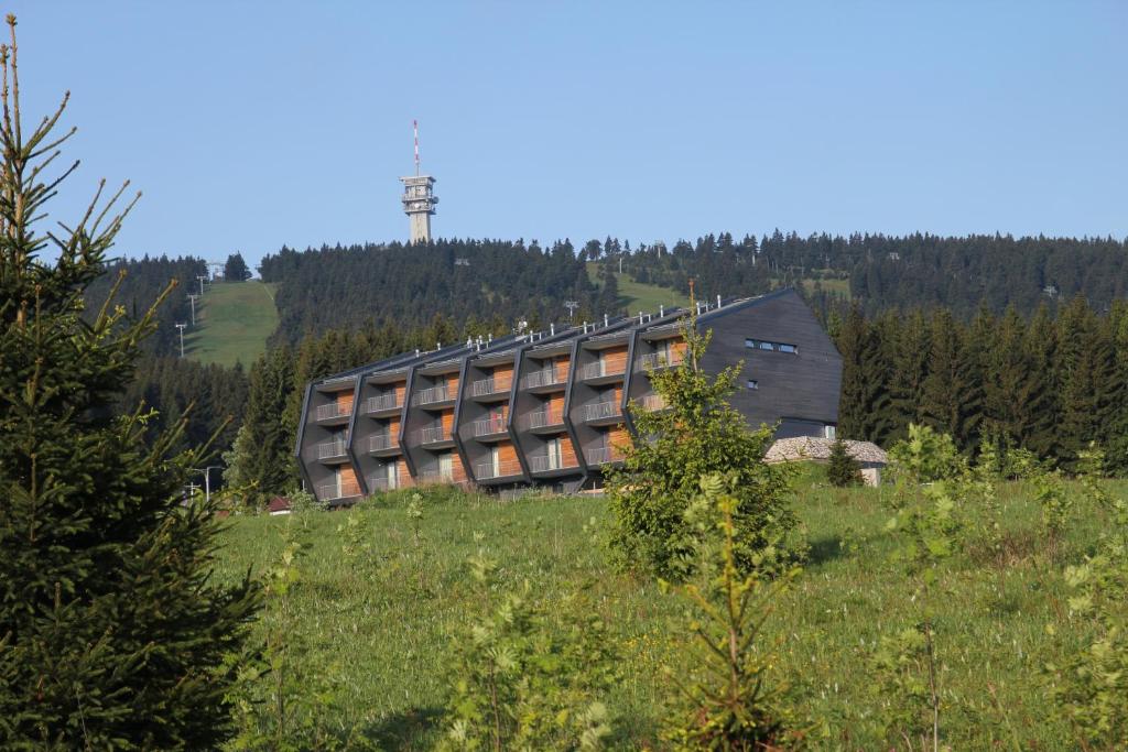 Apartments Klinovec — Hotel in Loucna Pod Klinovcem