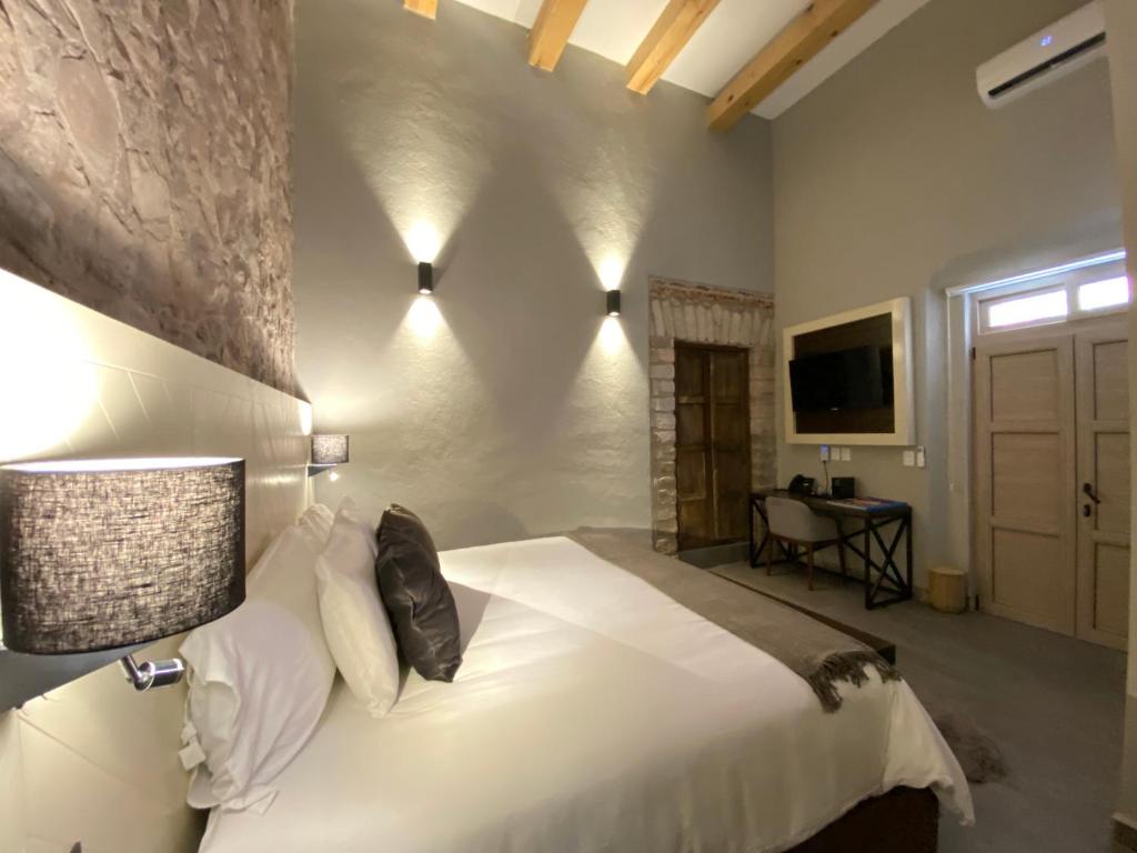 Hotel Casa Once photo