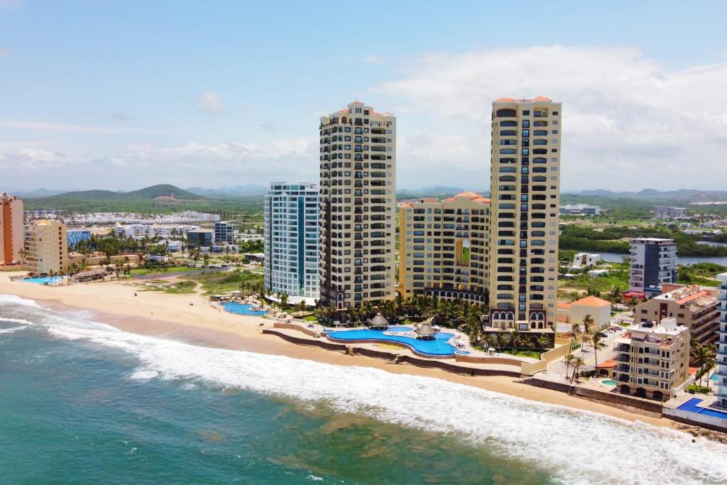 Departamento en Gavias Grand Mazatlan 920 Torre Sur - 3