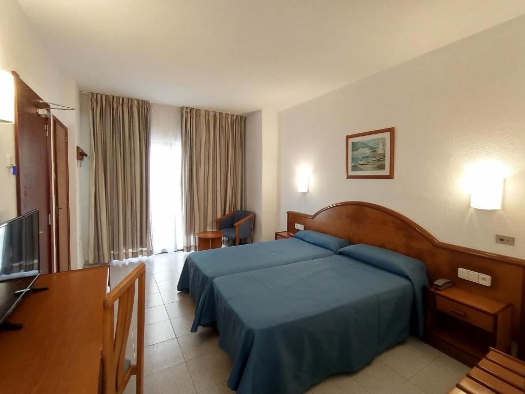 Hotel Marina Playa De Palma photo