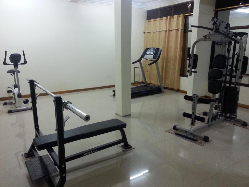 Crown Suites Ltd Mbale photo