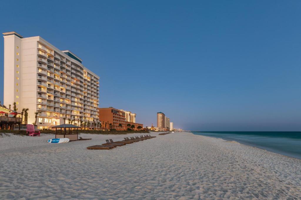 Exterior view, Radisson Beachfront Hotel - Panama City Beach in Panama City (FL)