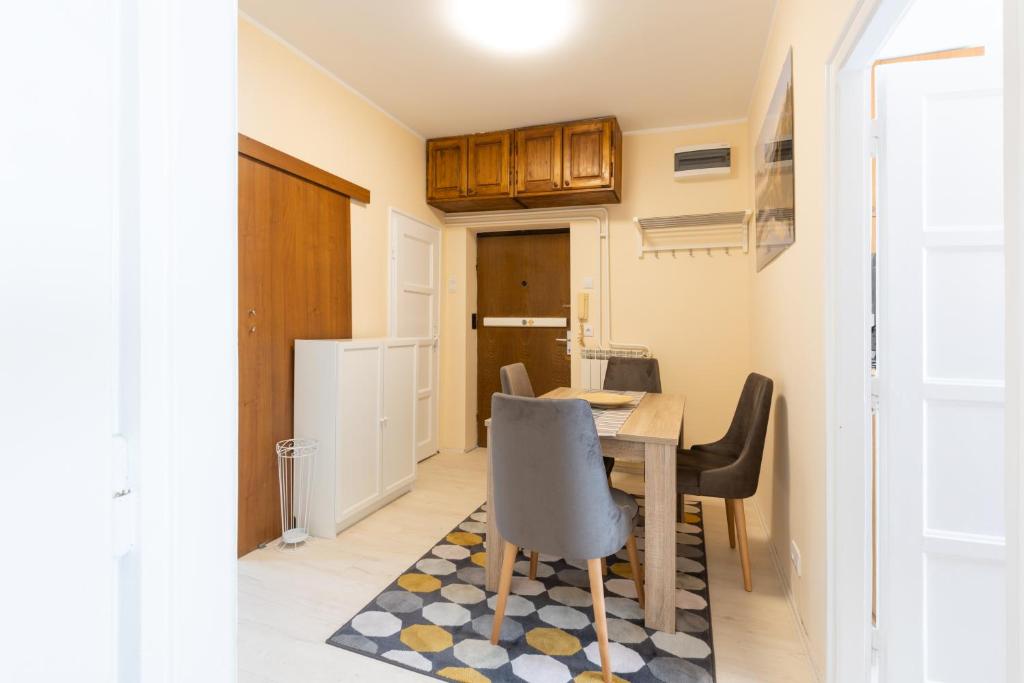 Belgrade Center Apartment Admiral - 3