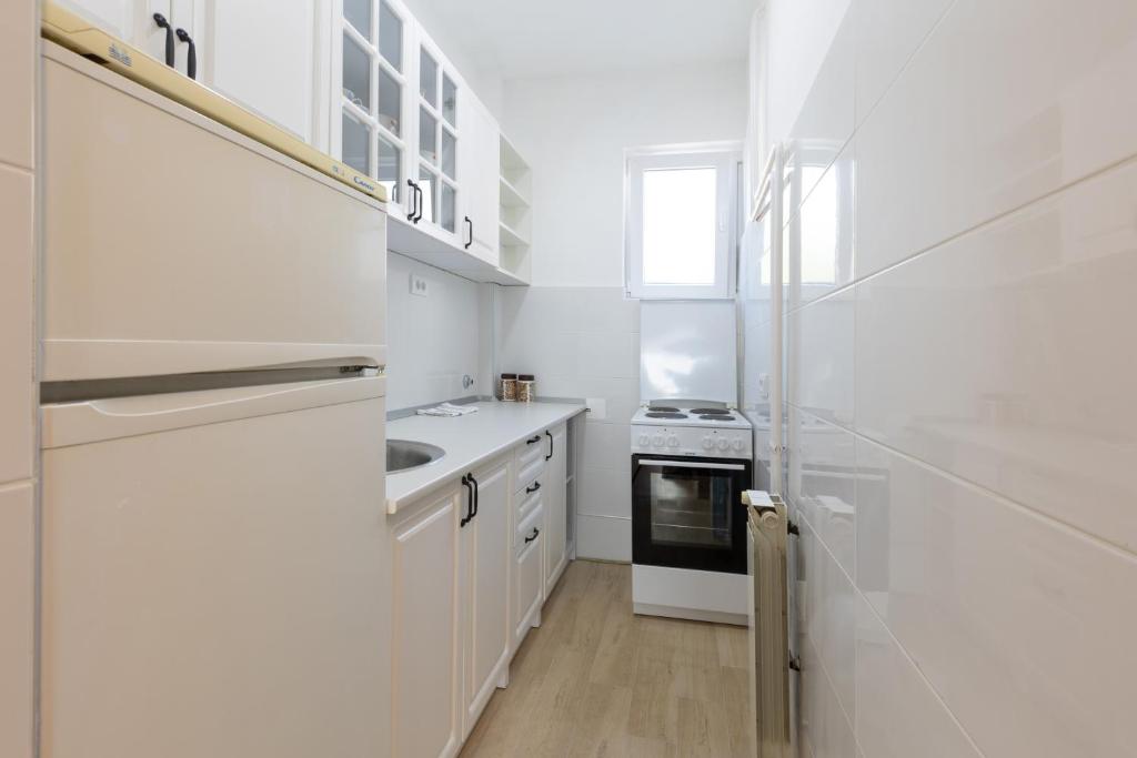 Belgrade Center Apartment Admiral - 5