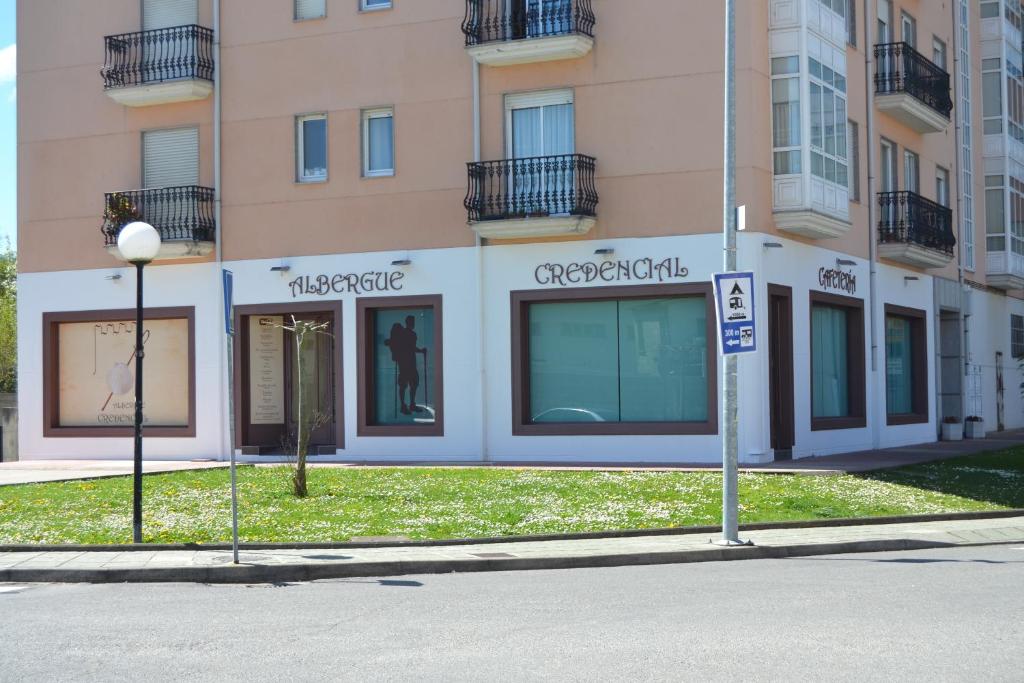 Albergue Credencial — Hotel in Sarria