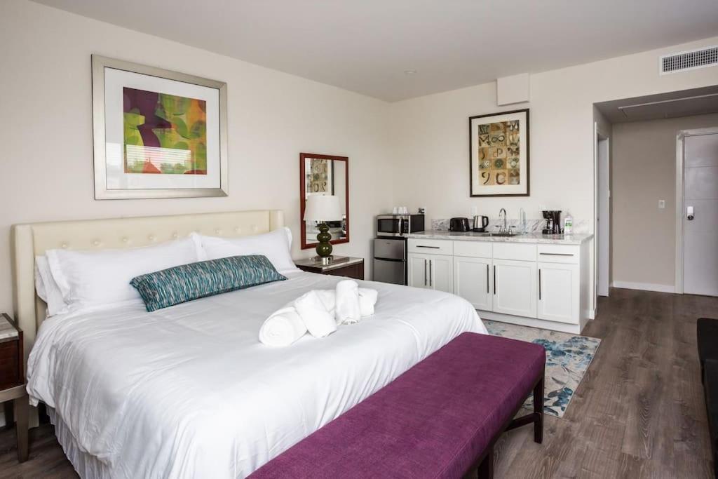 Modern, Luxurious and Prime location All in One — Hotel in San Diego (CA)