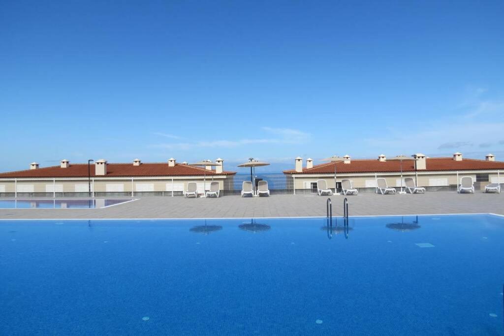 Luxury House with 3 Bedrooms, Sea Wiew and Swimming Pool in a quiet Residence - 4