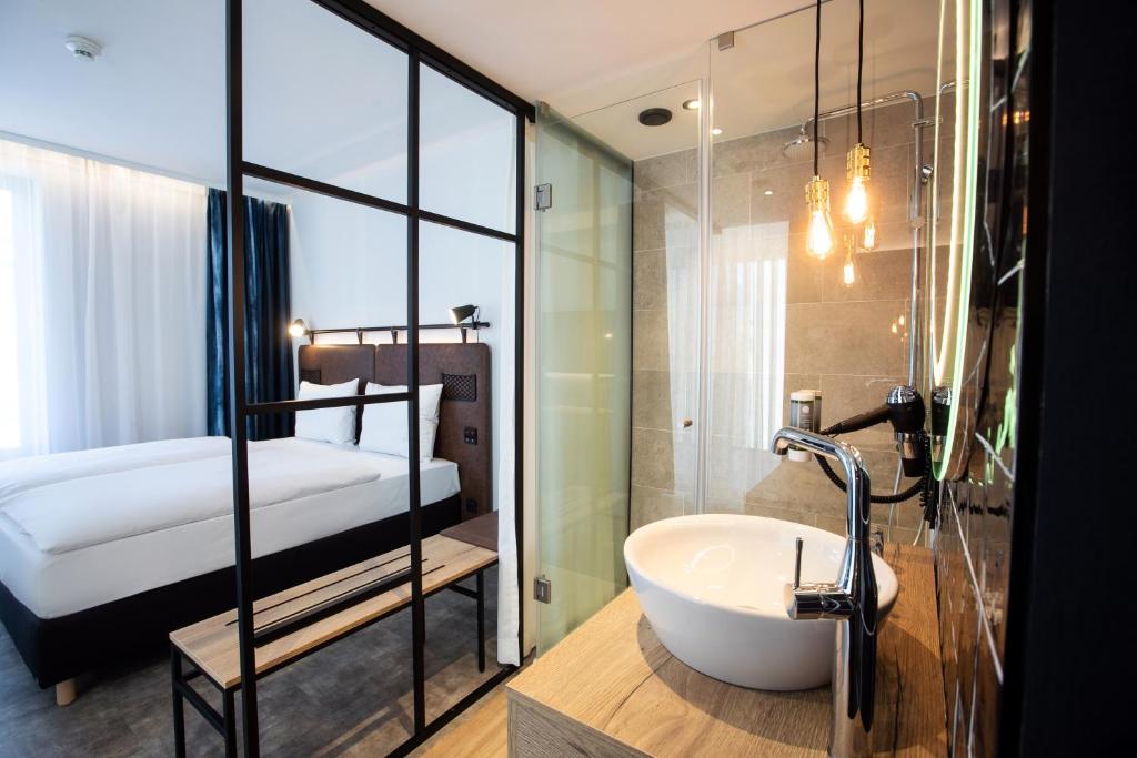 H2 Hotel Budapest photo
